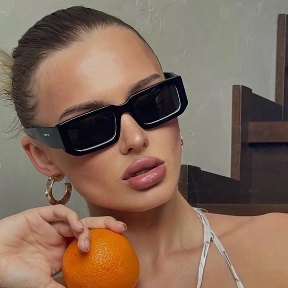 NEW PR06YS 09Q5S0 PRADA UNISEX SUNGLASSES PRADA SPR 06Y BLACK EYEWEAR PRADA - Picture 1 of 12